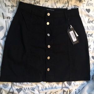 Black camis denim mini skirt